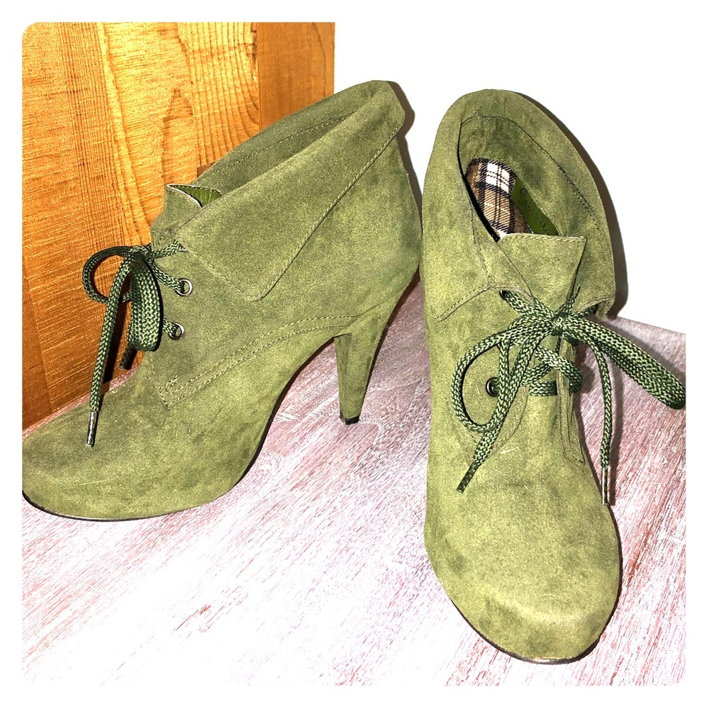 Green ankle high lace up heels